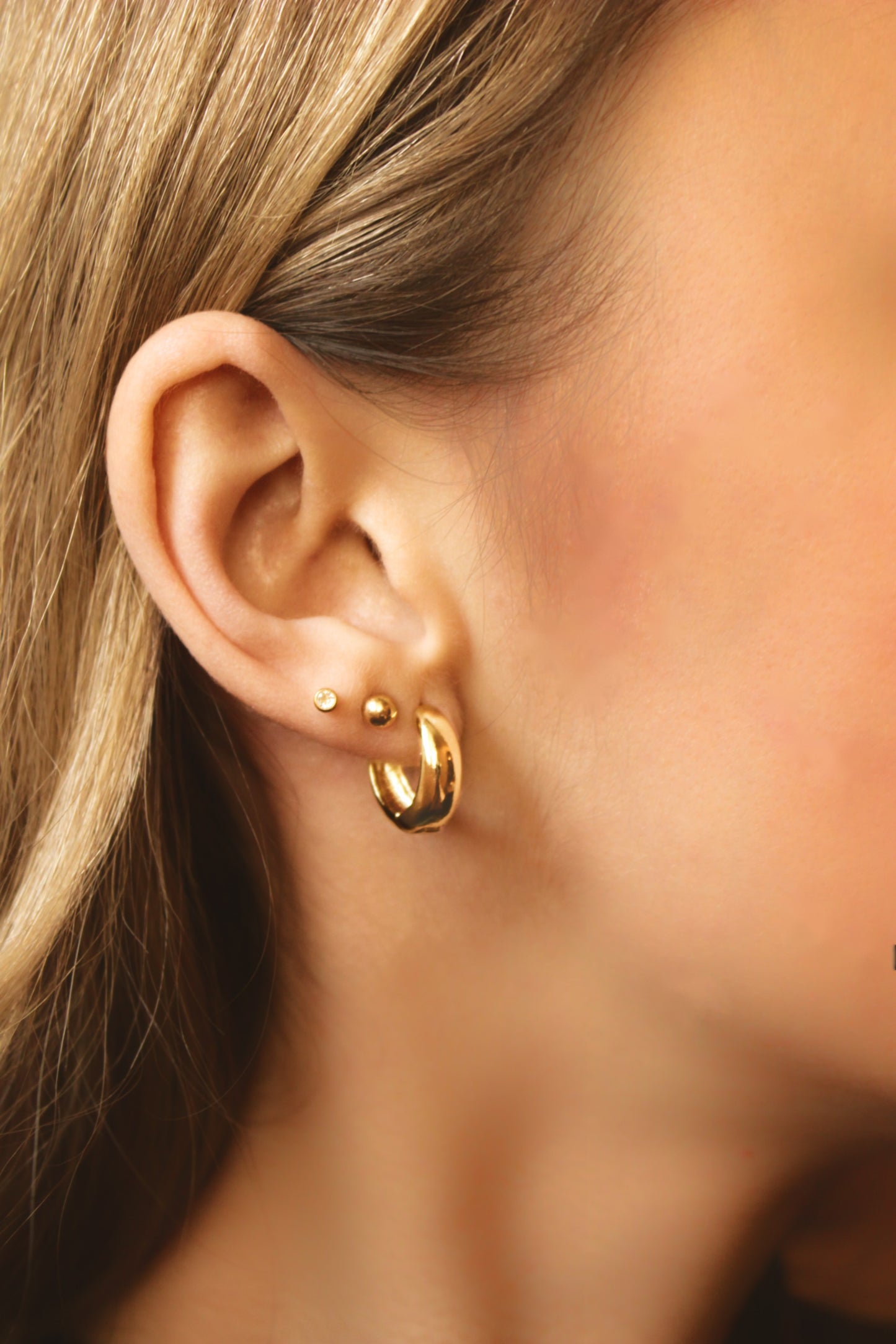 TIMELESS 15mm - 24k Thick gold hoops earrings · Minimalist Creole earrings · 1 pair · Long lasting earrings · Huggies