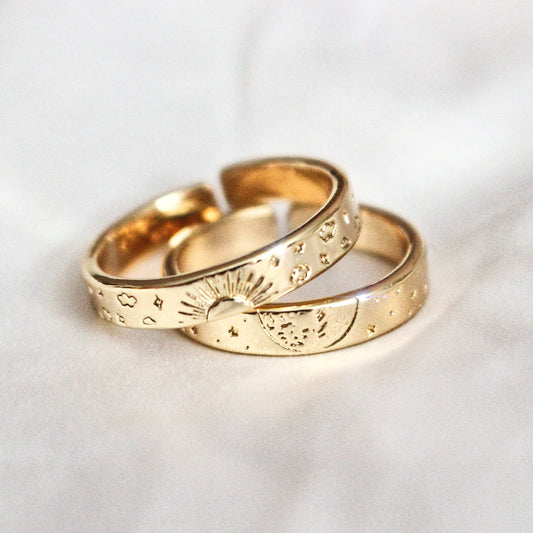 Sun Moon Star Couple Ring ∙ Set of 2 band rings copper gold or silver ∙ Engraved sun moon stars