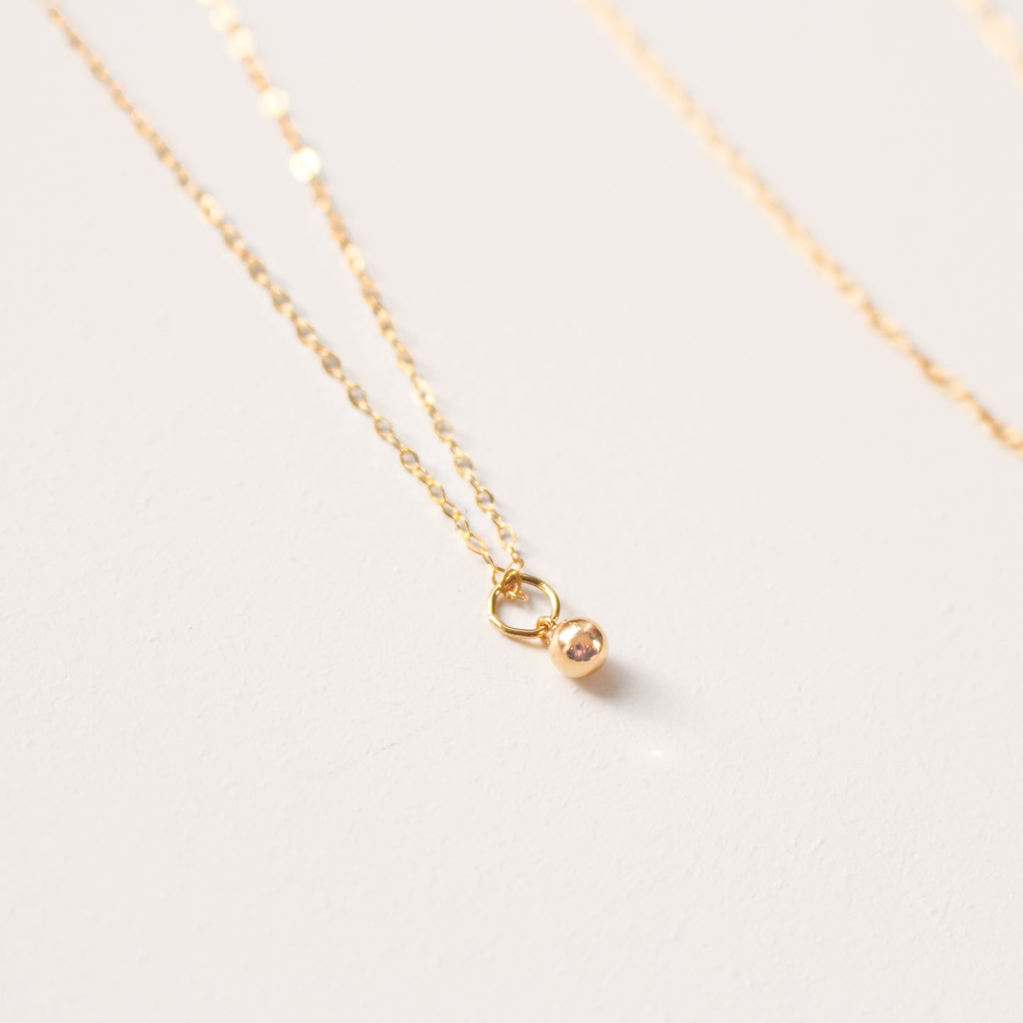 Aesthetic 14K Gold Filled Ball Necklace ∙ 4mm