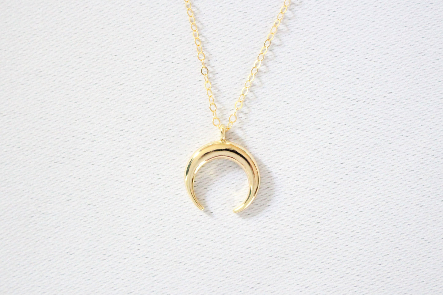 Double Horn Necklace ∙ 18K Crescent Horn Pendant and 14k Gold Filled chain ∙ Dainty Gold Moon ∙ Gift for her ∙ Boho necklace