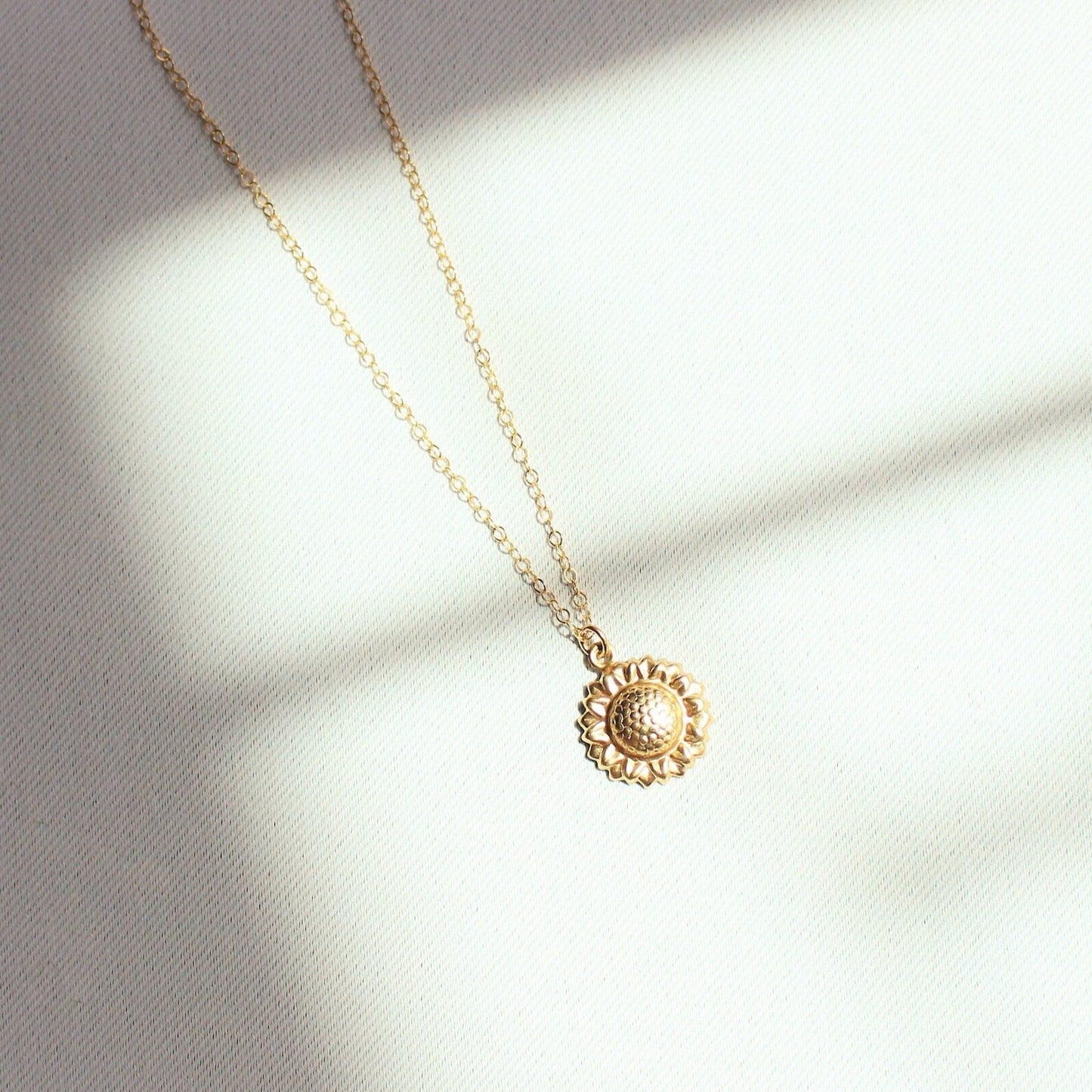 Tournesol - Collier rempli d'or 14 carats | Pendentif collier de fleurs | Collier marguerite