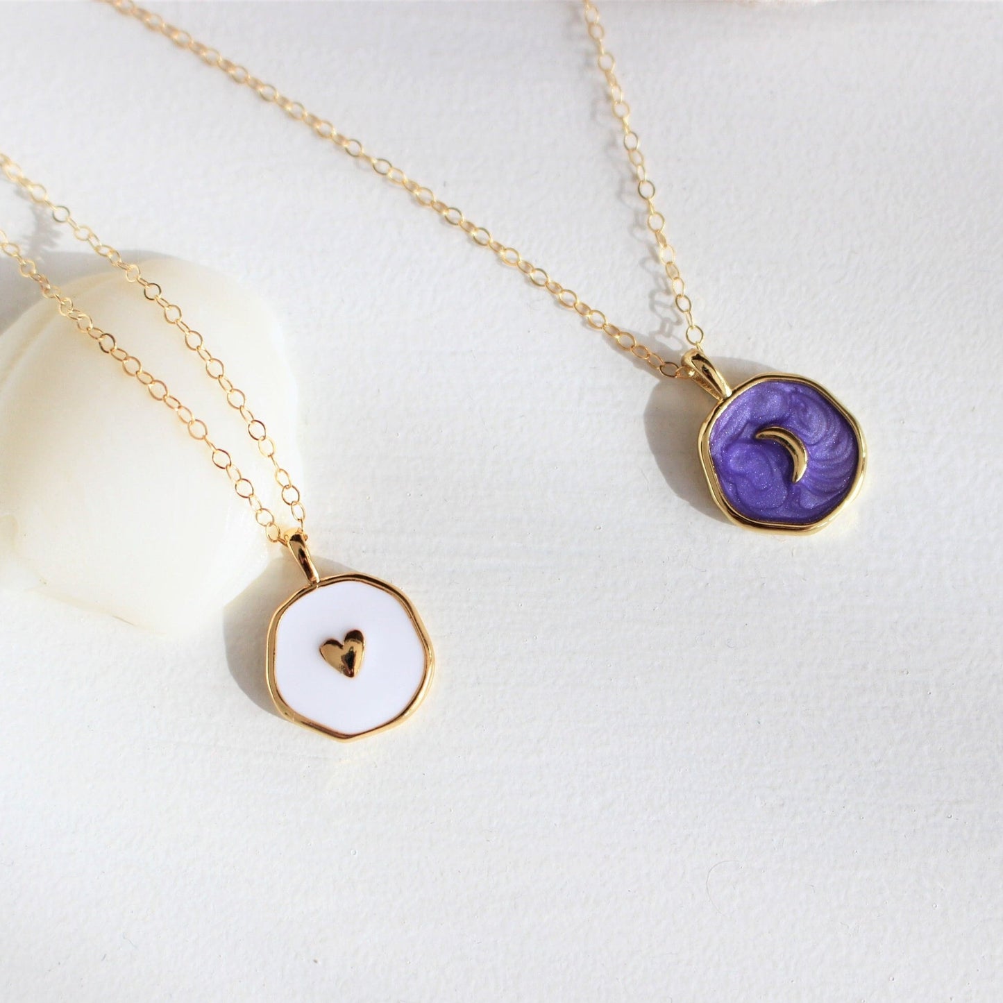Pendentif Enamel Magic - Collection collier lune et coeur en gold filled
