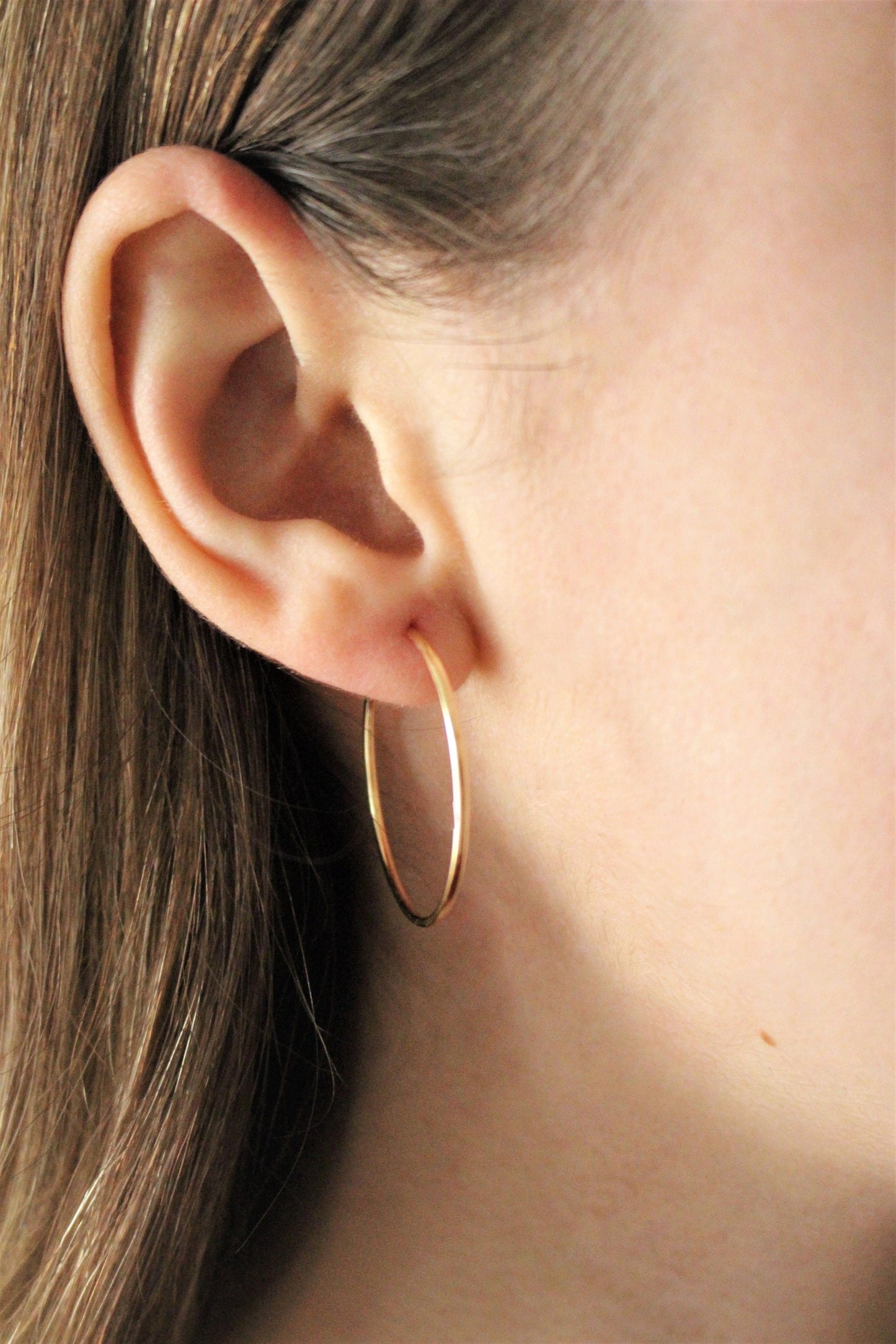 14kt gold filled hoops earrings ∙ Minimalist Creole earrings ∙ 1 pair ∙ Long lasting earrings tiny simple